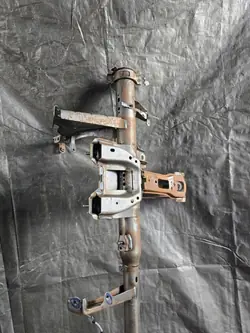 OEM 32463255646 Konsolramrör för Toyota Auris II