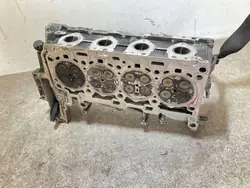 Culasse Moteur BMW OEM 7040500 2.0L Diesel