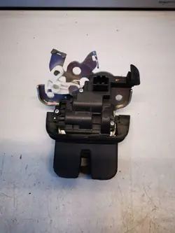 Serrure de hayon Audi Q7 4L 2012 OEM 4F9827505