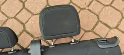 Jeep Renegade baksätes huvudstöd OEM 64663437375P6959