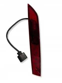 OEM 657945701B Vänster bak LED-stötfångarreflektor