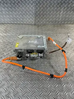 Carregador bateria Mercedes-Benz OEM A0009001108 Usado