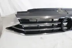 Upper Grill VW Passat B8 2019-2023 OEM 3g0853653n