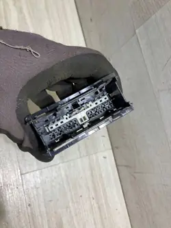 Conector de pilar da porta Chevrolet Camaro 2017 OEM