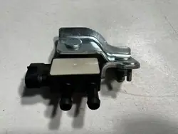 Toyota RAV4 V 2.5 Hybrid Capteur Pression Échappement 89481-71010