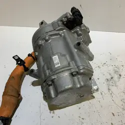 Compressore AC RENAULT CAPTUR II CLIO V 1.6 Ibrido 926008231R