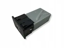Prise USB OEM 8553260060 pour Toyota bZ4X 2024