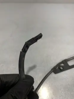Sensor ABS Mitsubishi Traseiro OEM FBZ18472 Usado