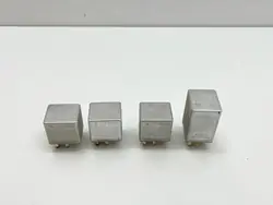 Relé OEM A0015425819 para Mercedes-Benz SL R107