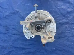 Pivot de direction arrière gauche Jeep OE 68401942AA