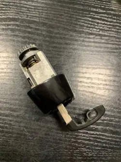 Inserción de cerradura BMW OEM GSD40099 para 3 GT F34