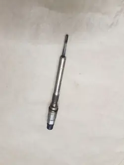Bujía de precalentamiento OEM 03L905061H Audi VW Skoda