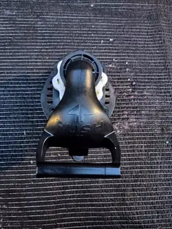 Vara-renkaan kiinnike OEM 8200922466 Renault Clio IV