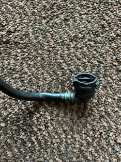Tuyau de servo-frein BMW OEM 8513608 - Occasion