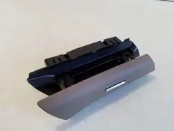 Bakre högerdörr askfat OEM 7P5857952 Porsche Cayenne
