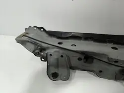 Toyota Yaris II Övre Framförstärkning OEM WZMOCNIENIE