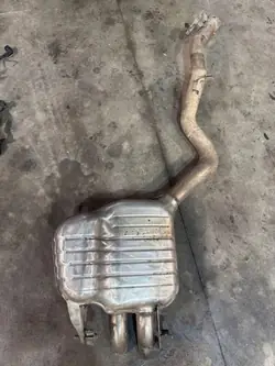 Mercedes Avgasljuddämpare OEM A2134918400 - Begagnad