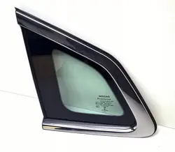 Vänster Karossglas Nissan Qashqai J11 (2013-2021) 83313-4EA1A