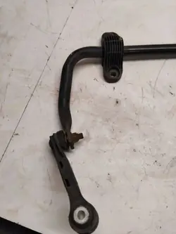 Barre stabilisatrice arrière BMW OEM 6861462 Série 5