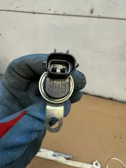 Válvula de óleo OEM ZAWÓR OLEJU LEXUS GS300 2012-2018