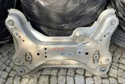 OEM 544016605R Trenó Dianteiro para NV300 Trafic III