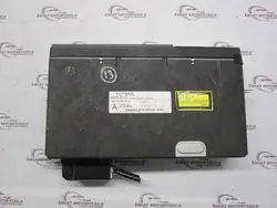 Lexus GS II CD-vaihtaja OEM 86270-30140 - Käytetty