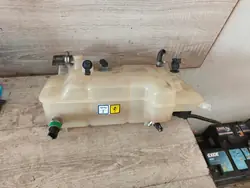 Réservoir de liquide de refroidissement Iveco Daily 06-14