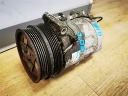 Ilmastointikompressori VOLVO V40 II 2.0D P31292175