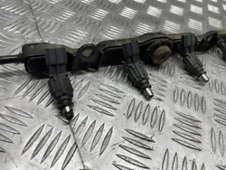 Inspuitrail OEM 123654852 voor Toyota Corolla E12 1.6