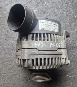 Vaihtovirtageneraattori Audi A6 C5 2.4