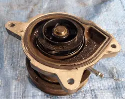 Vattenpump VW Audi Seat Skoda 1.2 TSI 03F121004B