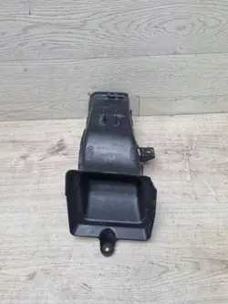 BMW M2 G87 2022 Bromsluftkanal fram vänster OEM 8081263