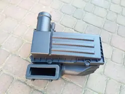 Ilmansuodattimen kotelo VW Seat Skoda 1K0129607AD