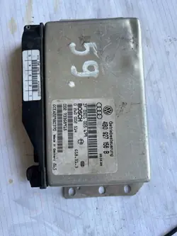 Computador de transmissão Audi usado OEM 256016