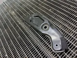 Strålkastarfäste Vänster Fram SEAT OEM 5F0806929