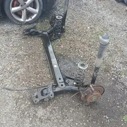 Traversa posteriore Skoda Octavia III Golf VII 5Q0501115