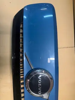 Grille Volvo XC40 C40 OEM 070324 - Pièce d'origine