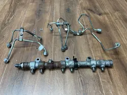 Rail d'injecteur Land Rover OEM AL3Q-9D280-GB Occasion
