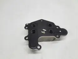 Öljysuodattimen kiinnitys OEM 9815697880 Peugeot 308 II