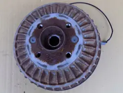 Tambour de frein gauche arrière OEM 432062488R Renault Twingo III