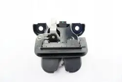 Fecho de porta-malas traseiro Audi A3 S3 8P 2007 OEM 8P3827520A