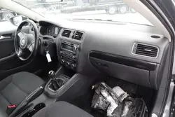 VW Jetta VI instrumentpanel airbag OEM JETTA.VI.DESKA.