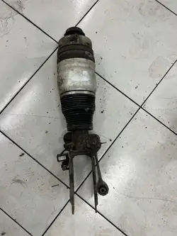 Amortisseur Avant Droit OEM MEFJUU pour VW Touareg I