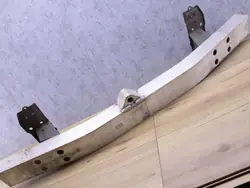 INFINITI FX35 FX45 2003-2008 Etupuskuri 22680CA000 MK