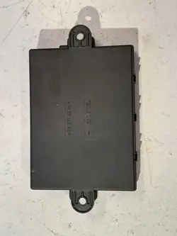 Módulo de cierre central Mercedes-Benz OEM A2218706786