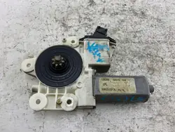 Vasemman etuikkunan moottori Toyota Corolla E12 69820-02130