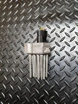 Relais de ventilateur de chauffage BMW 3 (E46) 2.0L Diesel