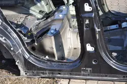 Pilar B direito Jaguar F-Pace OEM 422708 Preto Santorini