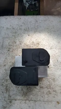 Audi E-Tron AC laajennusventtiili OEM 4KE816102A