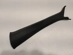 Cubrepilar Audi A4 B9 OEM 8W0867233D - Usado